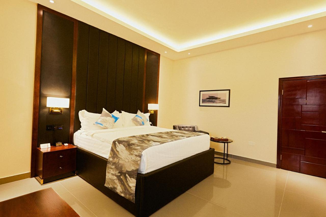 The Yacht Hotel Sea Front Lekki Phase 1 لاغوس المظهر الخارجي الصورة
